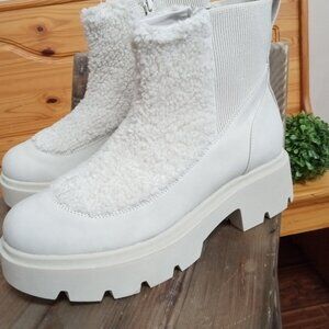 Portland Boot Company Women's Size 10 Lug Sole Cozy Hiker Booties